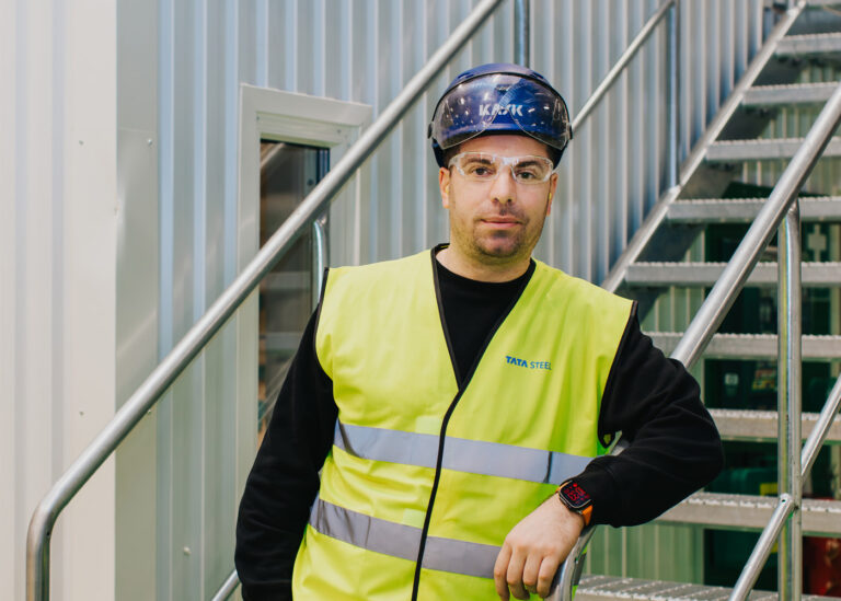 Florjan Reka, arbeidsleder  ved Tata Steels servicecenter